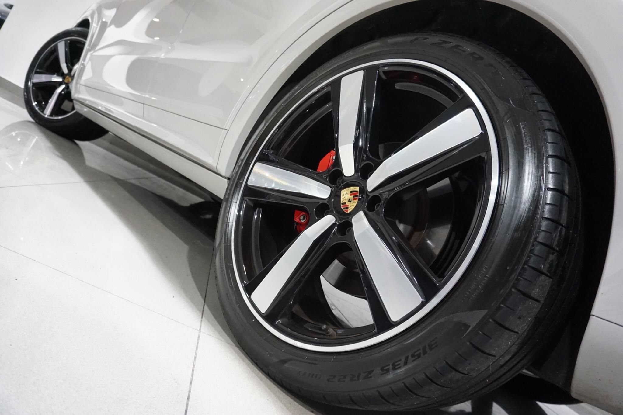 Porsche Cayenne 4.0T V8 S SUV 5dr Petrol TiptronicS 4WD Euro 6 (s/s) (474 ps)